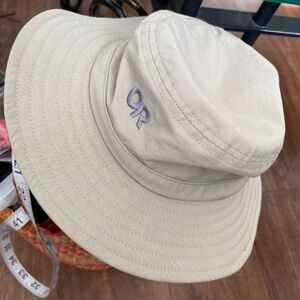 Outdoor Research Light Beige Hat Child size X-Small